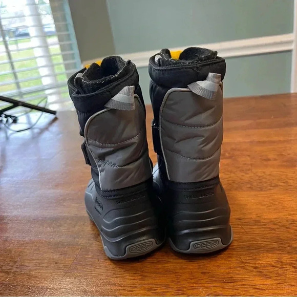 Keen Y Luni Boot II Waterproof Youth Toddler size 8 black gray - Picture 5 of 10